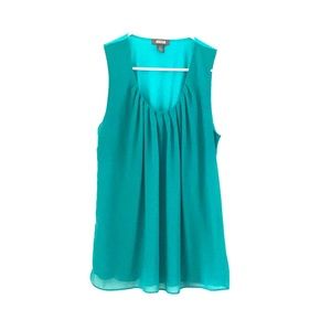 ⭐️Kenneth Cole Top